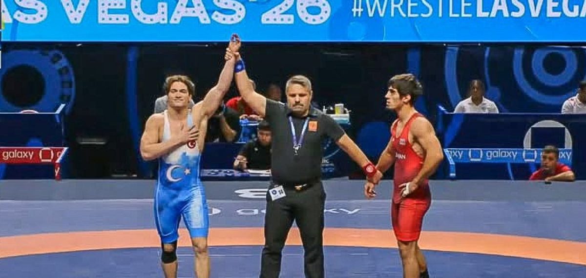 İbrahim Özdemir U23 Dünya Güreş Şampiyonası’nda 72 kiloda bronz kazandı