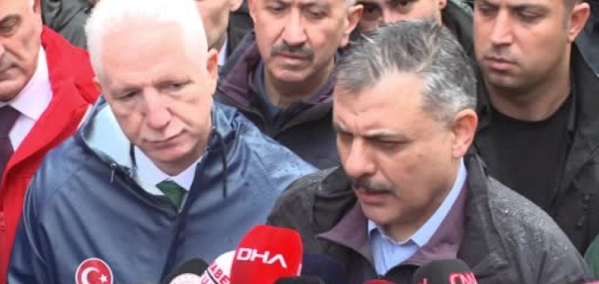 İçişleri Bakanı Mustafa Çiftçi sel bölgesinde sahada ve yardım çalışmalarını yönetti