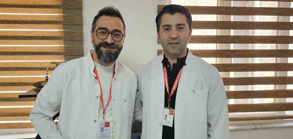 İki ortopedistin eş zamanlı müdahalesiyle iki bilek aynı seansta onarıldı