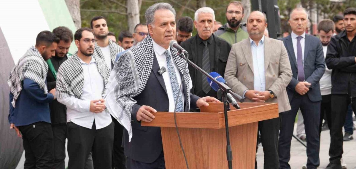 İnönü Üniversitesi’nde Filistin’e Destek Yürüyüşü ve Mesajlar