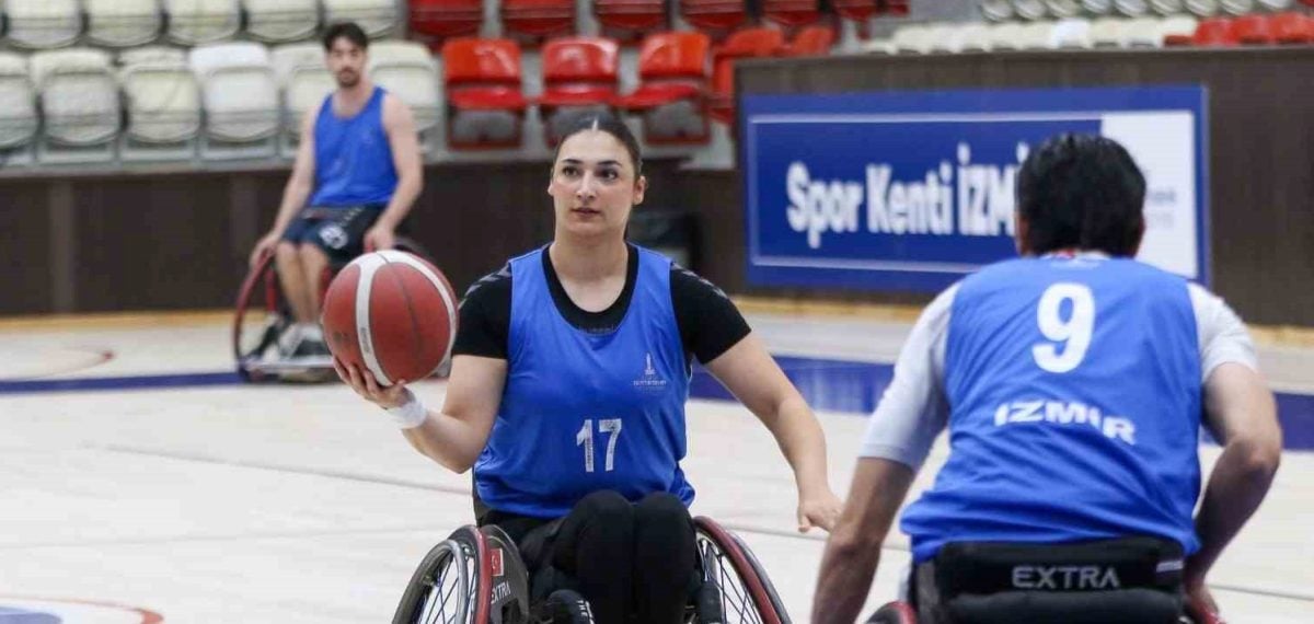 İzmir Büyükşehir Belediyespor sezon hazırlıklarını tamamlayıp kupayı hedefliyor