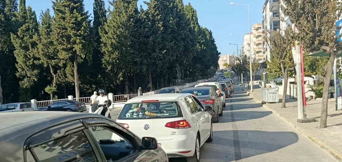 İzmir’de Eylül’de Trafiğe Kayıt ve Devirlerde Dikkat Çeken Artış