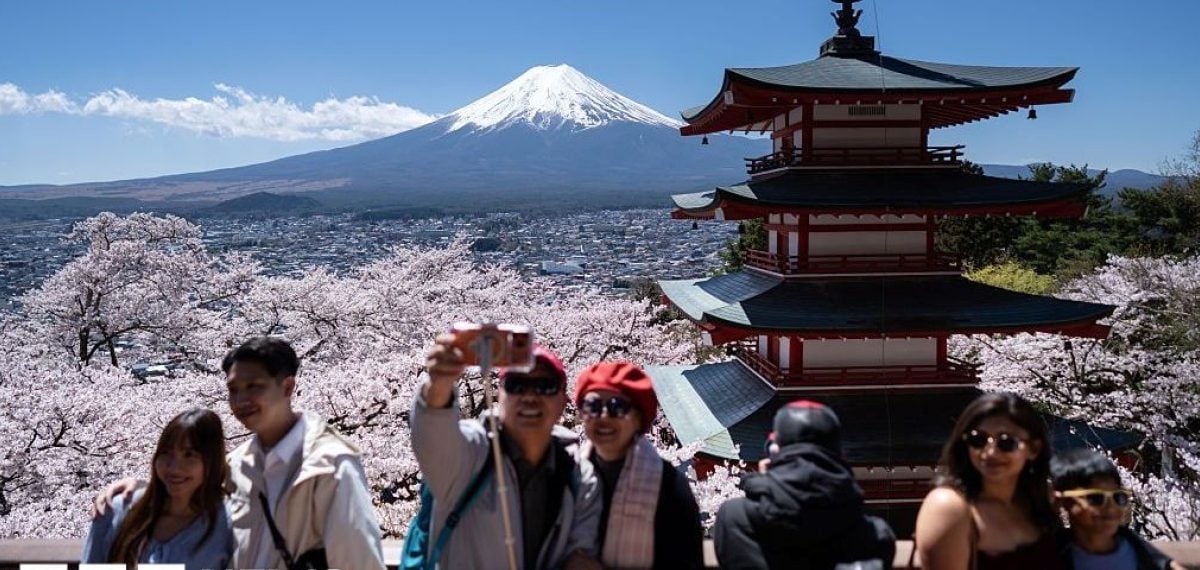 Japan raises residency fee for foreign nationals by twenty-fold