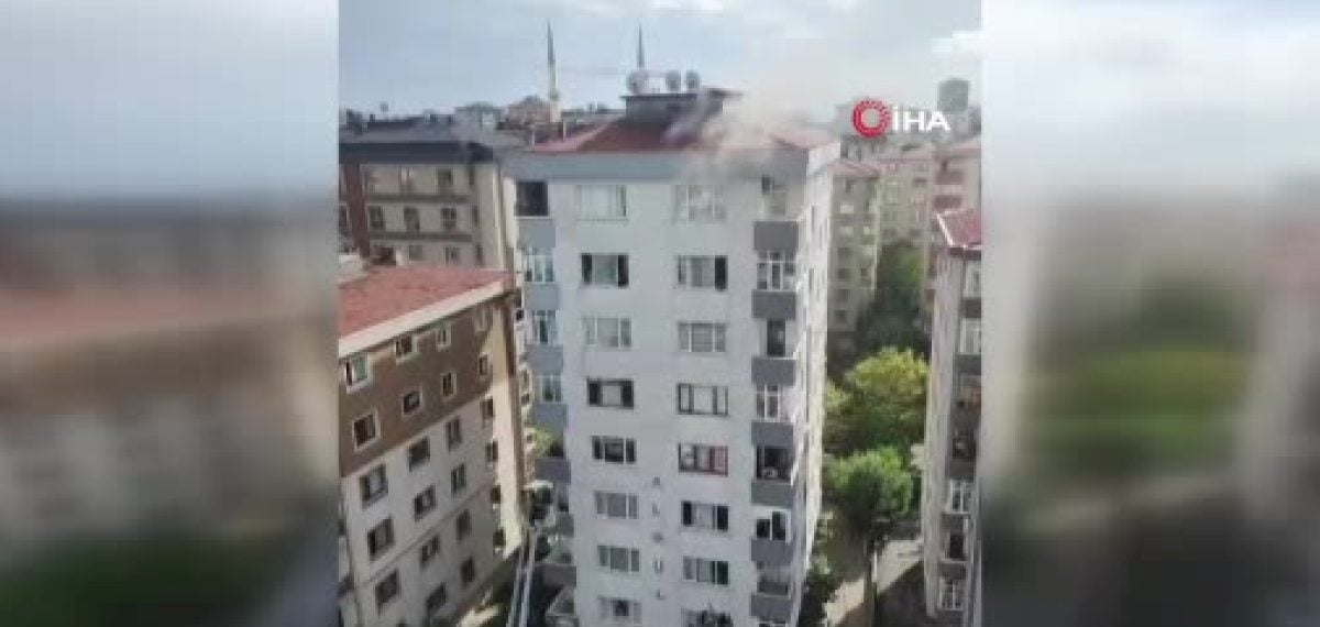 Kadıköy’de elektrik panosundan çıkan yangın 14 kişiyi tahliye ettirdi