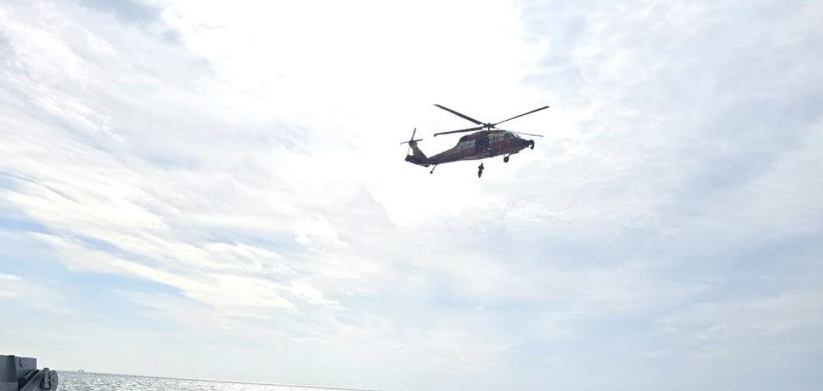 Karadeniz’de vurulan tankerden kayıp denizciler için arama çalışmaları yeniden başladı