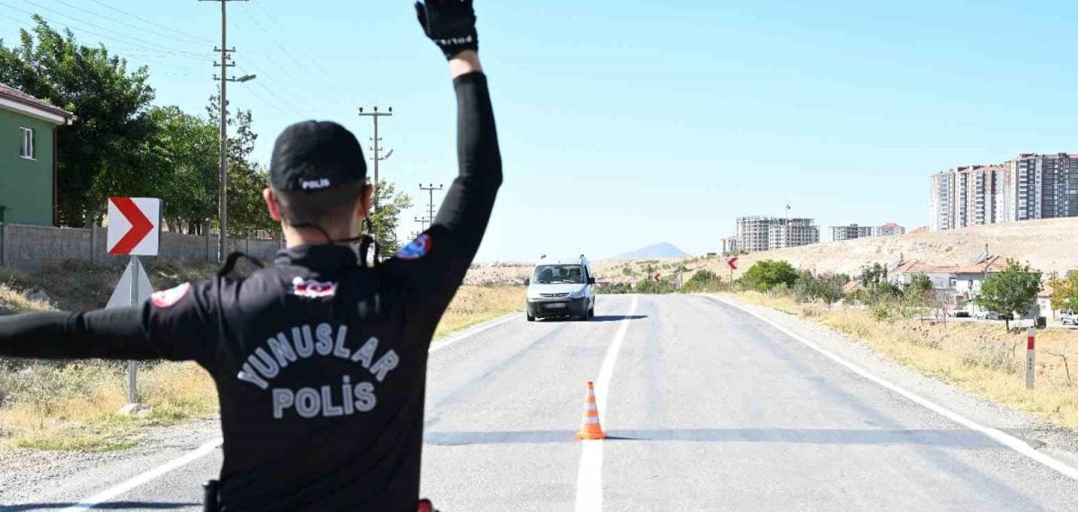 Karaman denetimlerinde 22 aranan yakalandı, 13 kişi tutuklandı