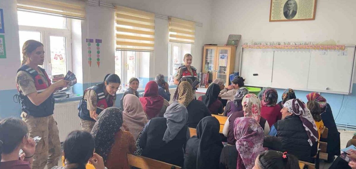 Kars’ta köylerde 152 kişiye 6284 ve KADES bilgilendirmesi yapıldı