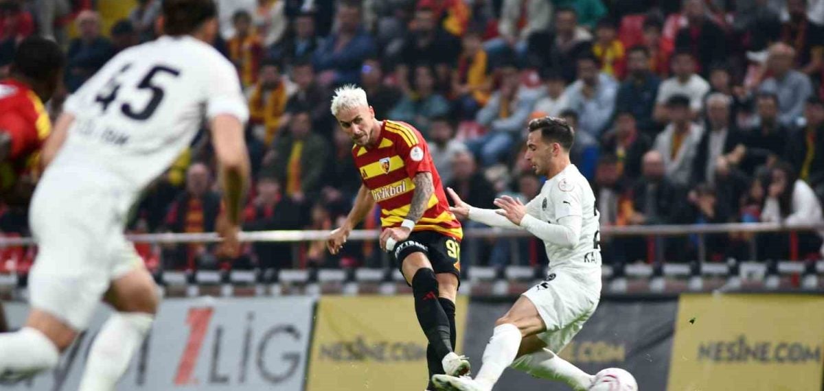 Kayserispor son dakikada Murat Cem ile Manisa FK’yı 3-2 yendi