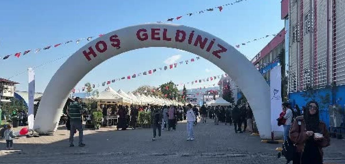 KBÜFEST’te 81 il kültürleri Karabük’te öğrencilerle buluştu