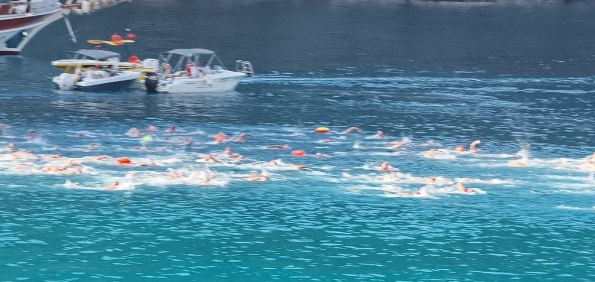 Kelebekler Vadisi-Ölüdeniz açık su yarışında Mark Shrom ve Gülşah Günenç Eler şampiyon oldu