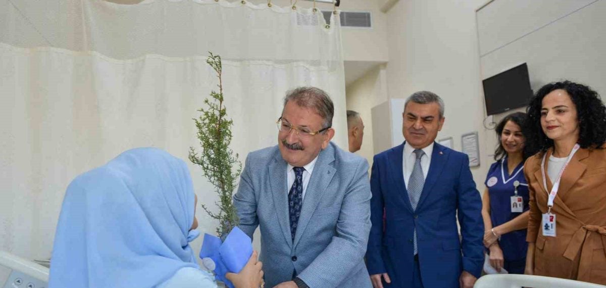 Kepez Devlet Hastanesi’nde normal doğum ve emzirme destek programı güçlendirildi