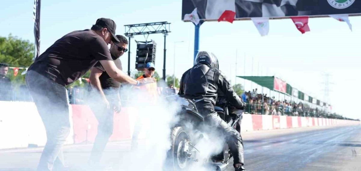 Kepez Yeni Drag Pisti’nde Türkiye MotoDrag Şampiyonası 4. ayağı final heyecanı