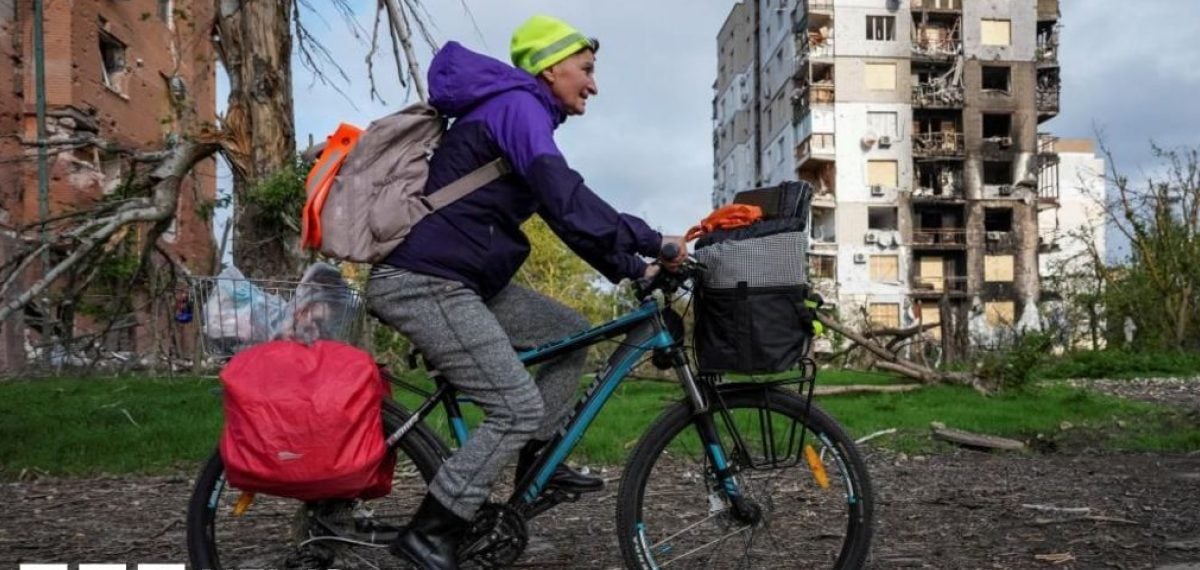 Kherson experiences short ceasefire as residents briefly return to normal life