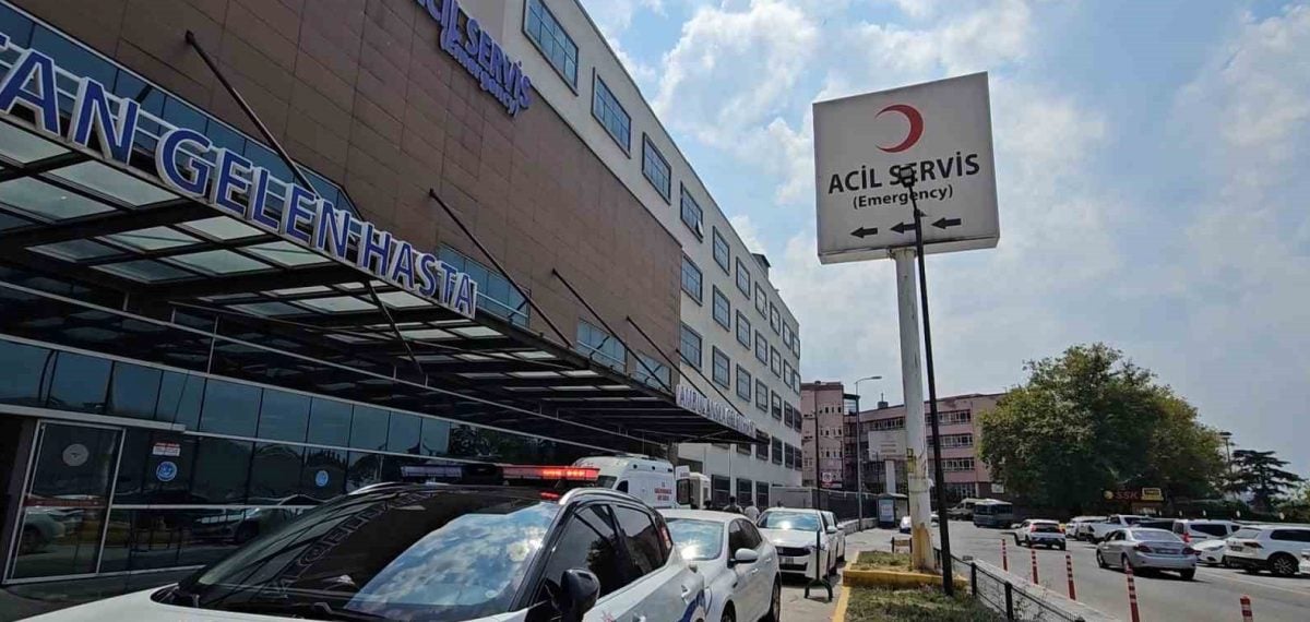 Kilimli’de yük asansörü halat kopmasıyla 3. kattan düşerek yaralanmalara yol açtı
