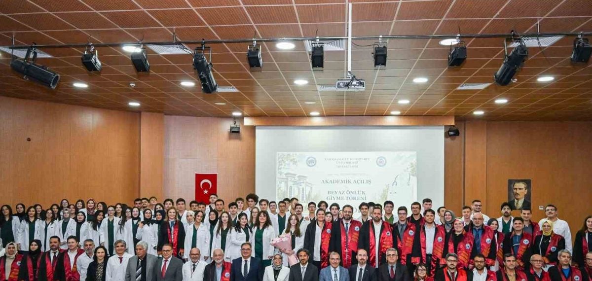 KMÜ Tıp Fakültesi öğrencileri beyaz önlüklerini giyerek mesleğe ilk adımı attı