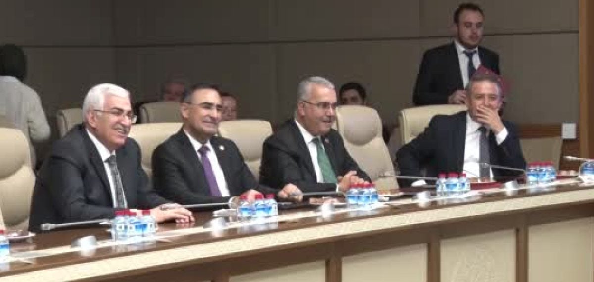 Komisyon başkanı değişti ve rapor yazım sürecine geçildi