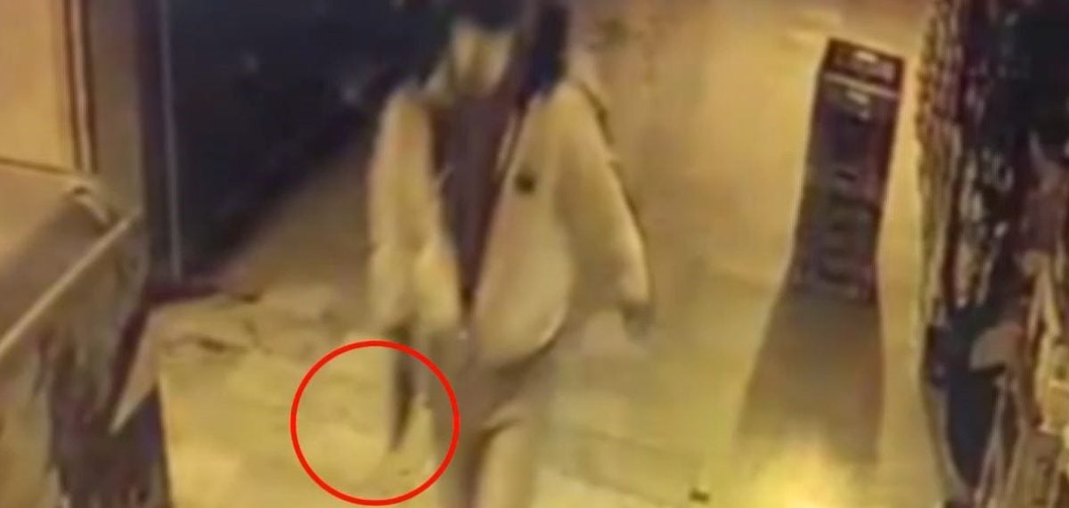 Küçükçekmece’de silahlı saldırı şüphelileri kovalamaca sonrası yakalandı
