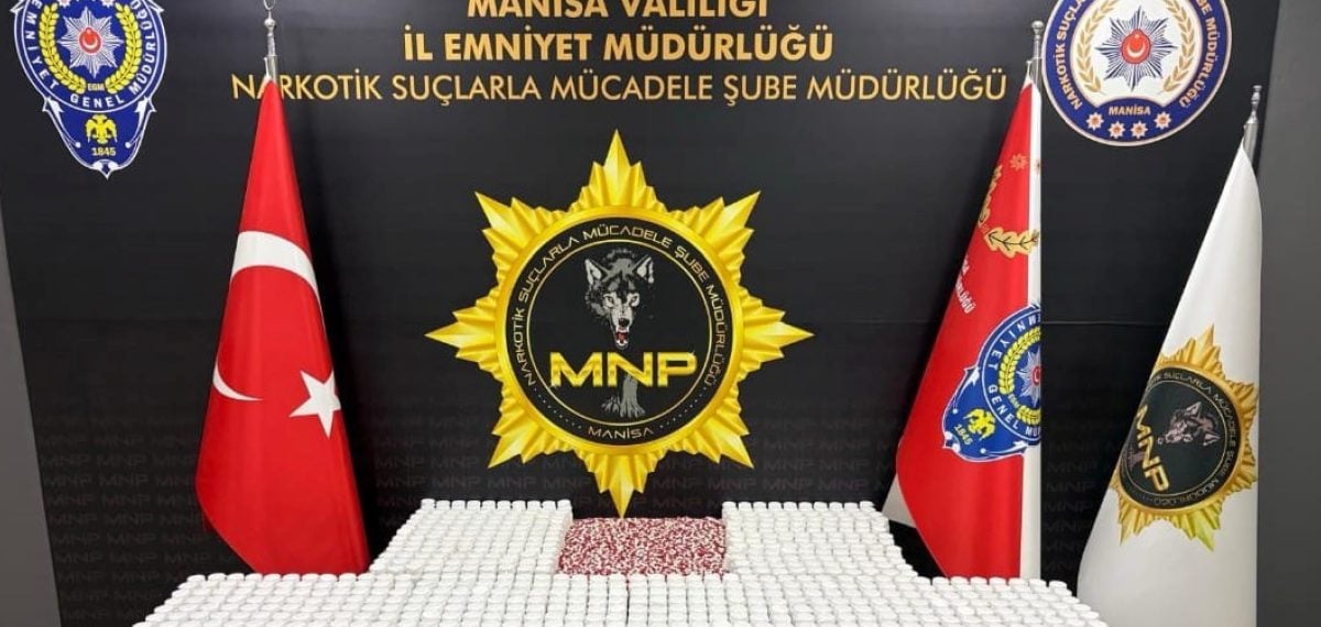 Manisa’da araçta 57 bin sentetik hap ele geçirildi iki kişi tutuklandı