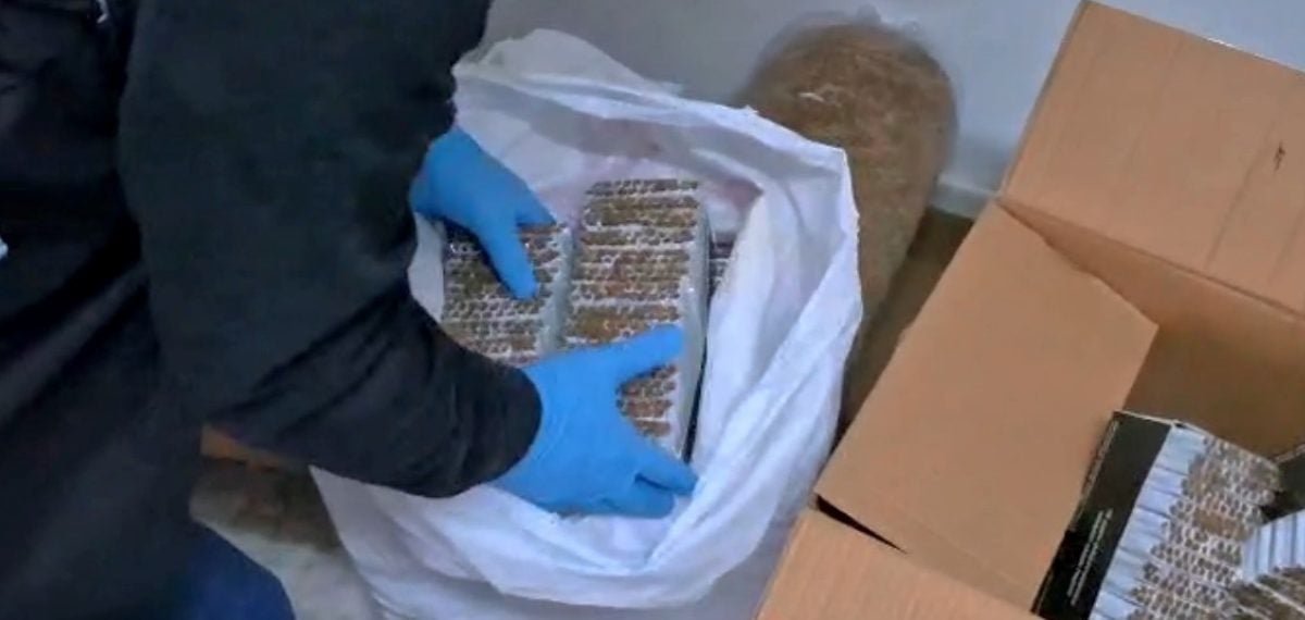 Mersin merkezli üç ilde tütün kaçakçılığı operasyonunda 20 gözaltı