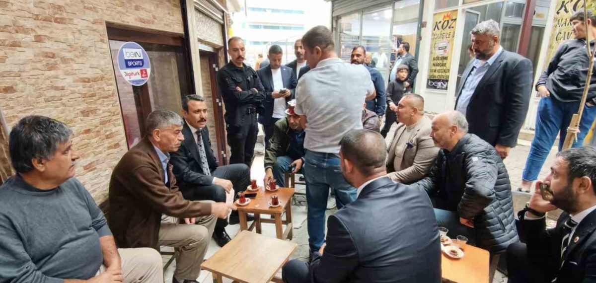 MHP Diyarbakır İl Başkanı Özcoşkun Sur esnafını ziyaret edip destek topladı