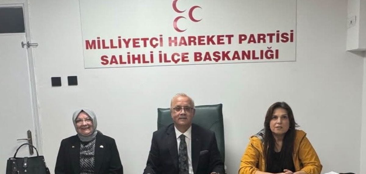 MHP Salihli İlçe Yönetimi yeni hizmet binasında ilk toplantısını yaptı