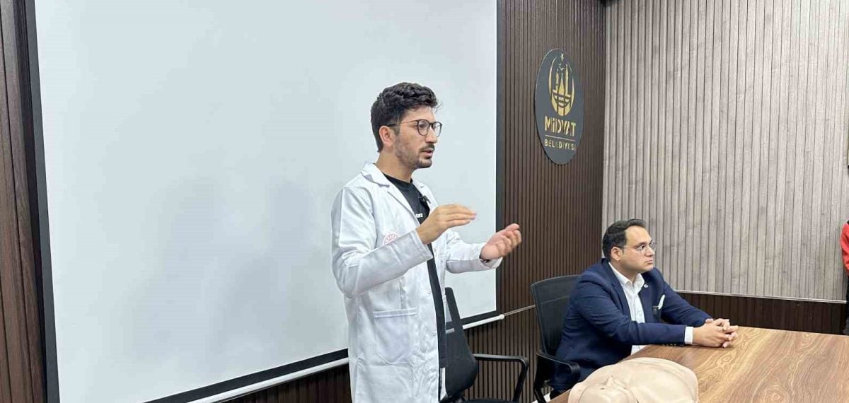 Midyat’te temel yaşam desteği eğitimiyle vatandaşlara uygulamalı müdahale eğitimi verildi