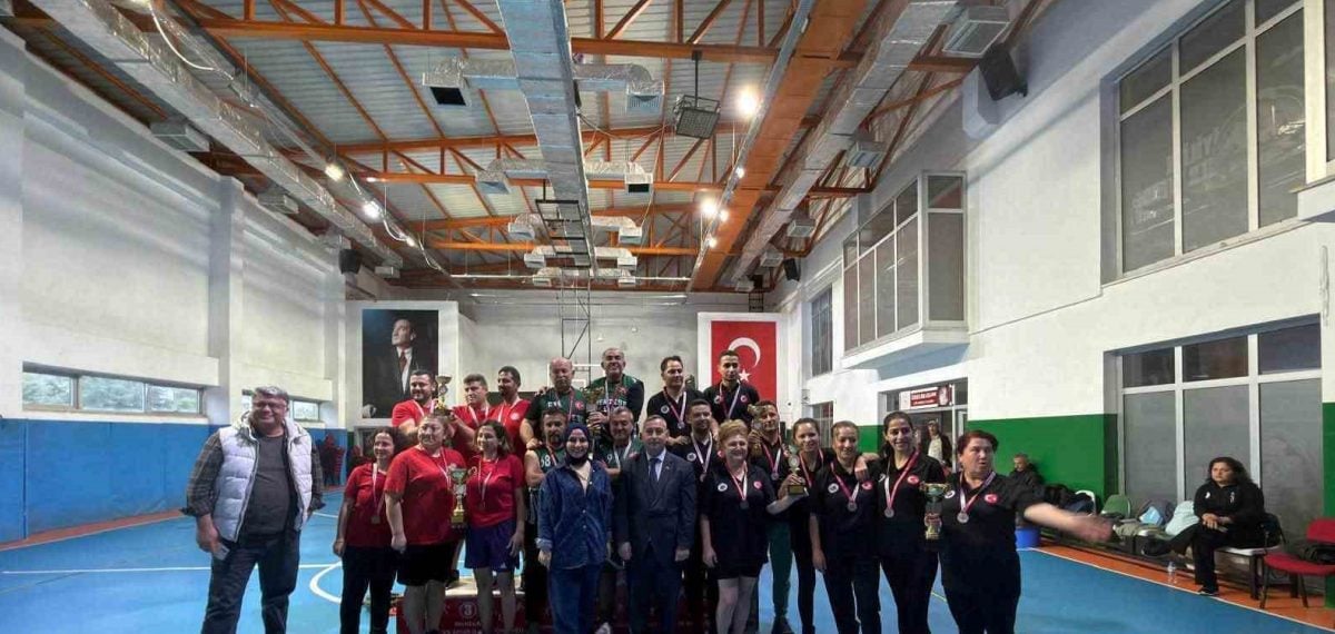 Muğla’da Kamu Spor Oyunları’nda masa tenisi müsabakaları tamamlandı