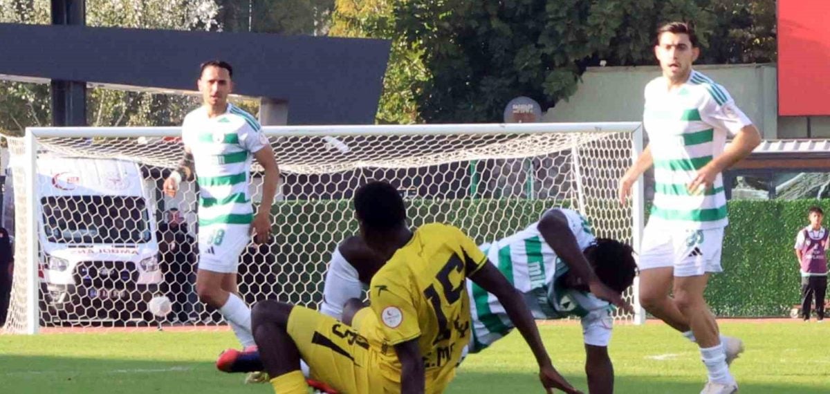 Muğlaspor sahasında İstanbulspor’u 5-0 mağlup etti