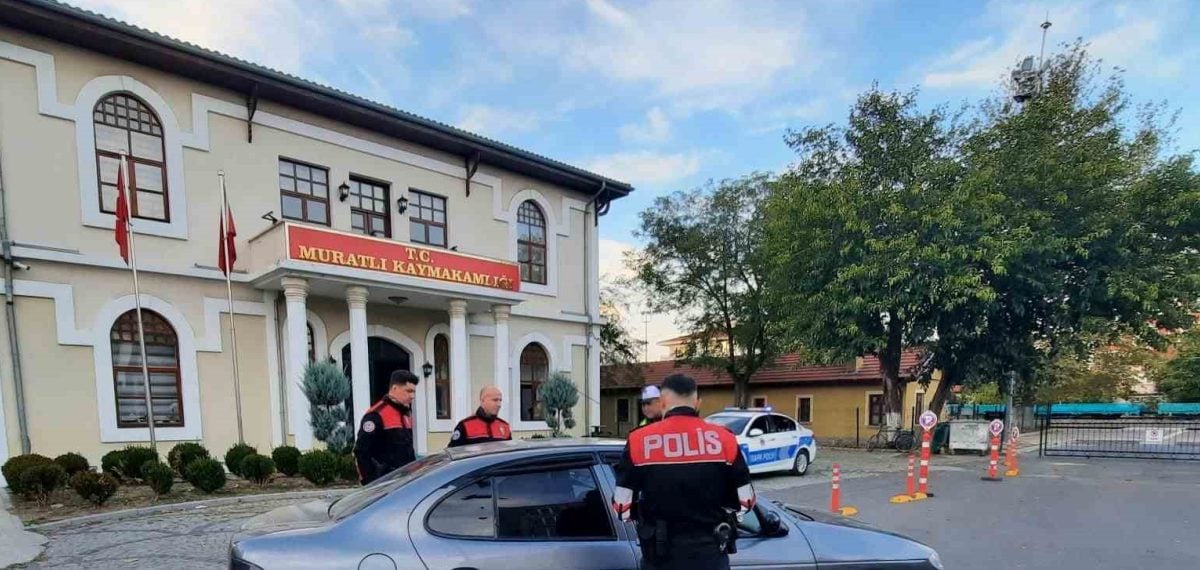 Muratlı’da asayiş ve trafik uygulamasıyla sokaklarda sıkı denetim sağlandı