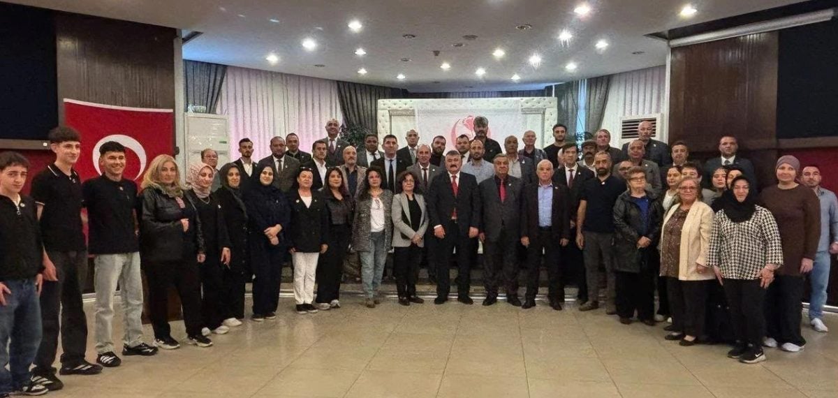 Nazilli’de 60 emekli astsubay Büyük Birlik Partisi’ne katıldı