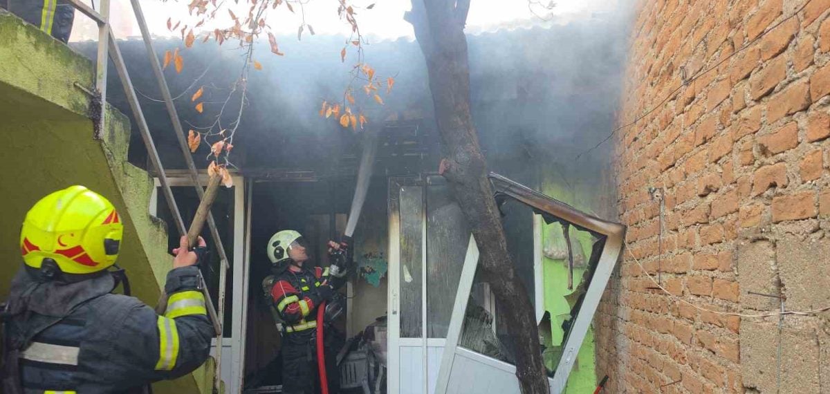 Nazilli’de elektrikli battaniye yangını yaşayan yaşlı adam son anda kurtuldu