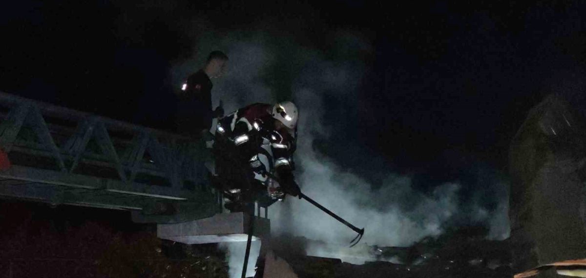 Nazilli’de soba yangını sonrası aile ve çocuklar sokakta kaldı