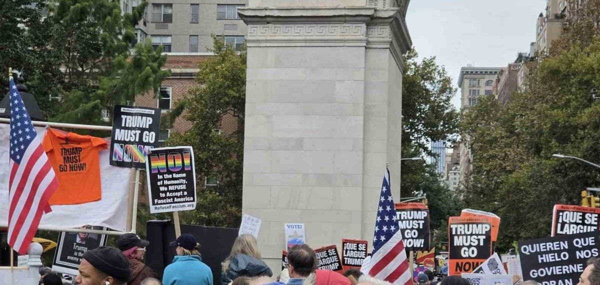 New York ve ABD kentlerinde Trump karşıtı “Krallara Hayır” protestoları