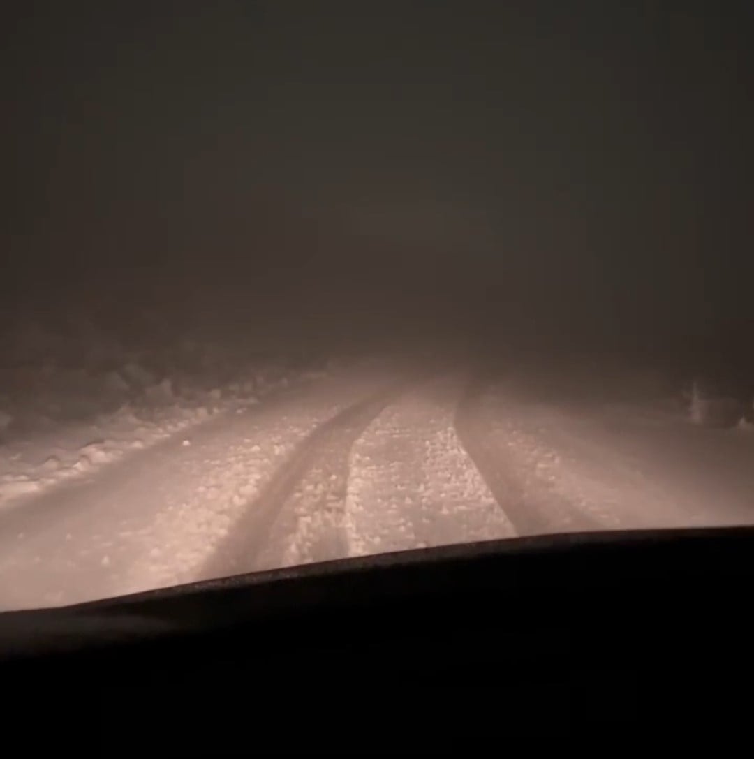 Emirdağ’da yılın ilk karı yağdı