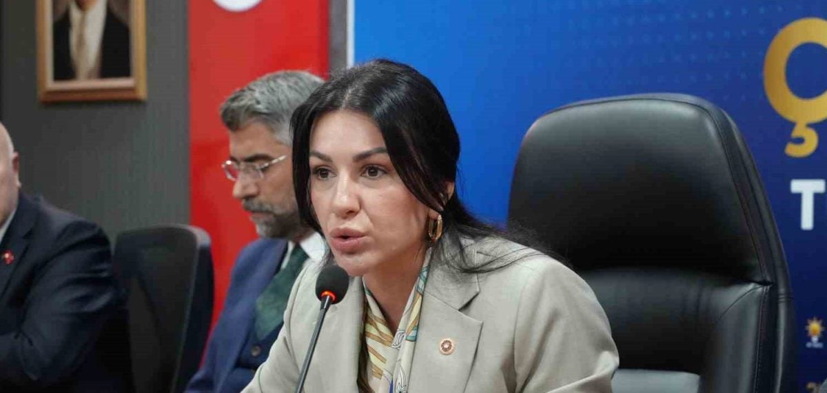 Nilhan Ayan Erzurum’da partinin ahlak ve dürüstlük vurgusunu yineledi