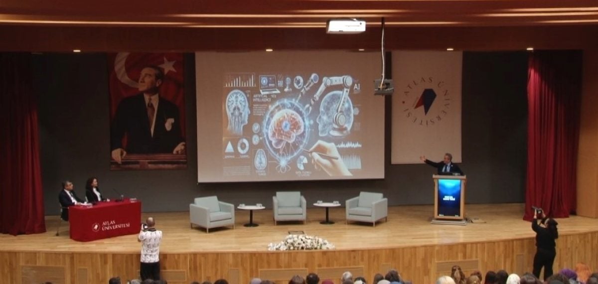 Nörofest 2026’da yapay zekâ ve nörobilim buluşması öğrencilerle paylaşıldı