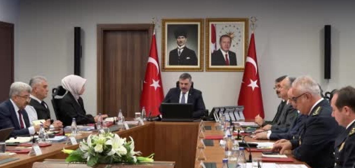 Okul güvenliğinde tedbirlerin artırılması çağrısı yapan İçişleri Bakanı Mustafa Çiftçi