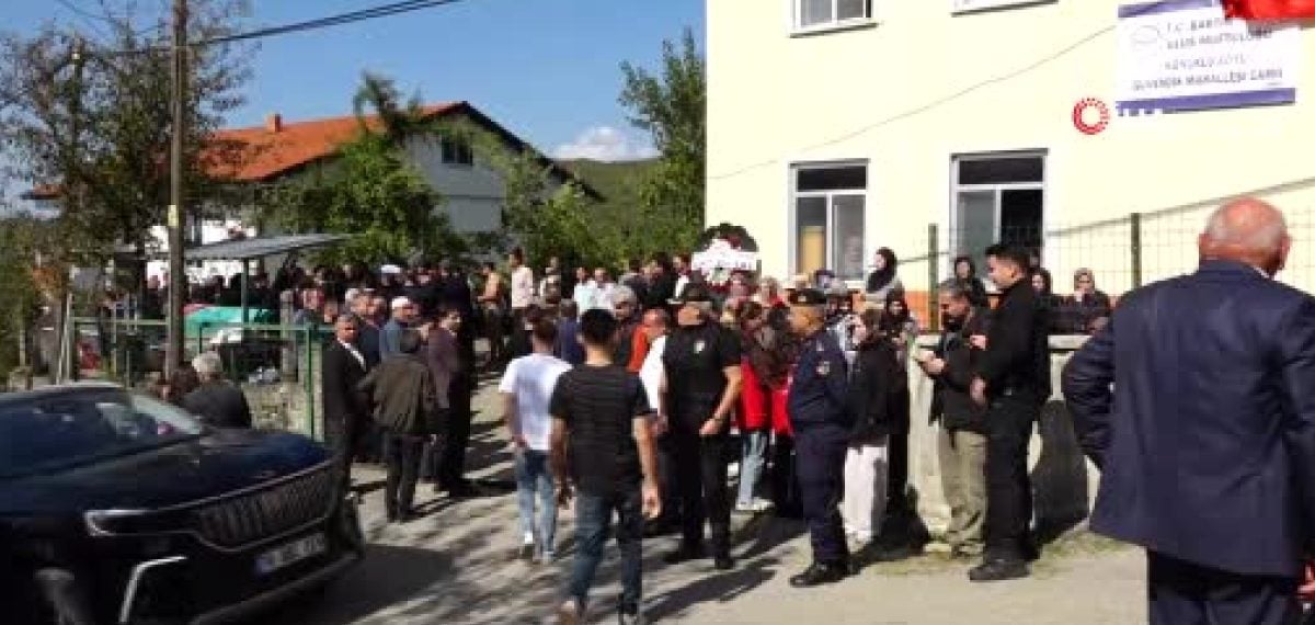 Okulda bıçaklı saldırıda ağır yaralanan 10 yaşındaki Eslem Sare Bulut hayatını kaybetti
