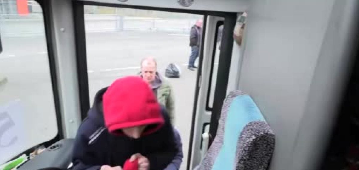 Oleshky’den tahliye edilen siviller Çernihiv’e ulaştı ateşkesle başlayan insani koridor