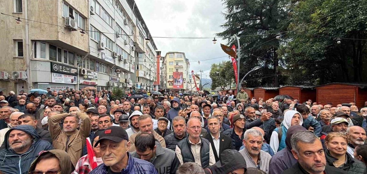 Özgür Özel Yeni Parti’nin üye odaklı seçim ve sosyal güvence vaatlerini duyurdu