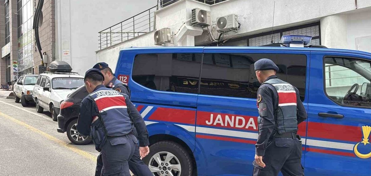 Pazarcı esnafından toplandığı öne sürülen 508 bin lira iddiası mahkemede