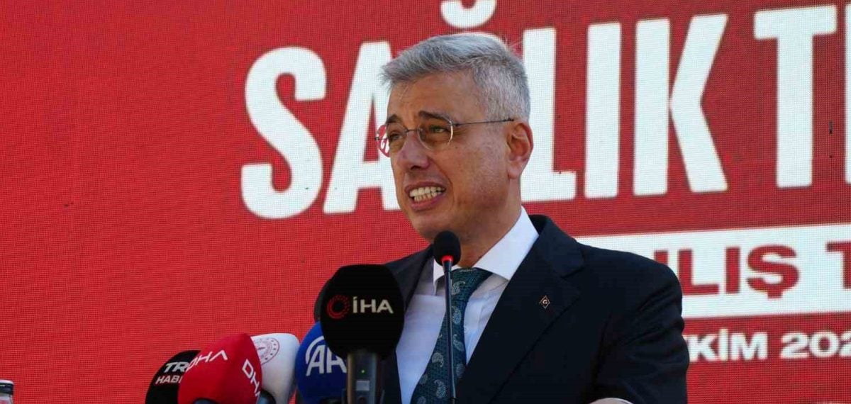 Rumeysa Gültekin anısına açılan hemodiyaliz merkezi için tören düzenlendi