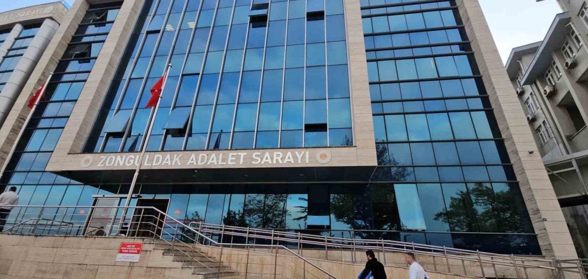 Rüşvet iddialarıyla 16 şüpheli adliyeye sevk edildi
