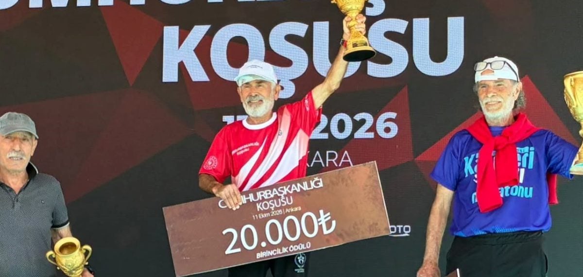 Saffet Acar Cumhurbaşkanlığı Yarı Maratonu 75 Yaş Türkiye Şampiyonu