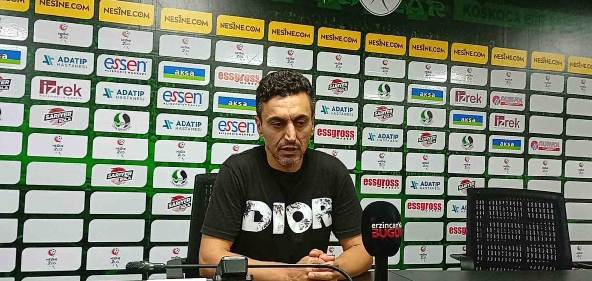 Sakaryaspor evinde Erzincanspor karşısında 3-1 mağlup oldu