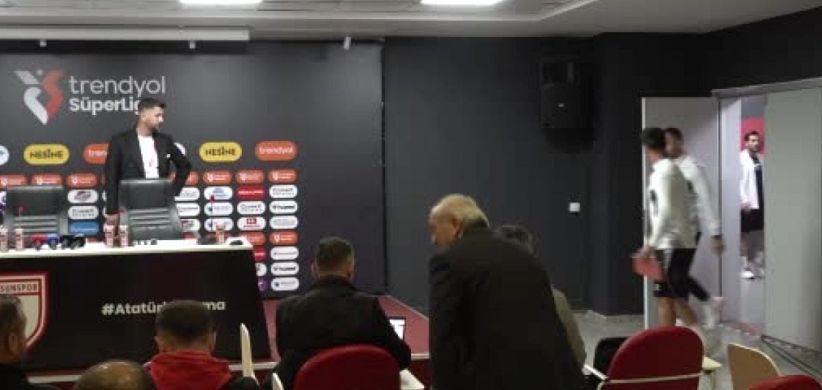 Samsunspor Yardımcı Antrenörü Jumic maç sonrası mücadeleden duyduğu gururu paylaştı