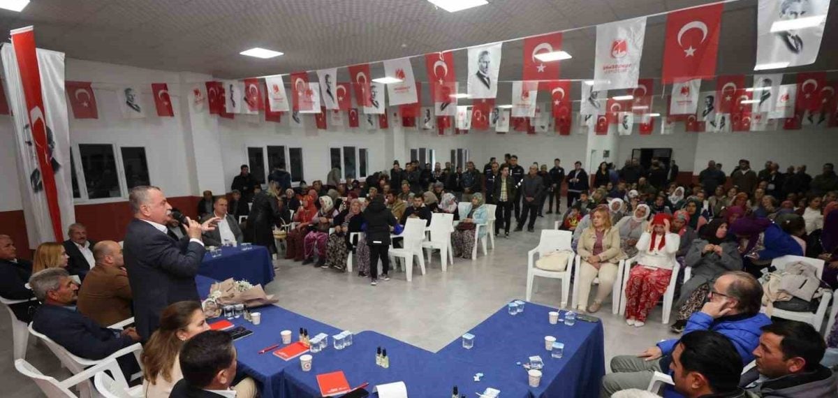 Semih Balaban Pelitalan’da kadın çiftçilerin taleplerini dinledi ve günlerini kutladı