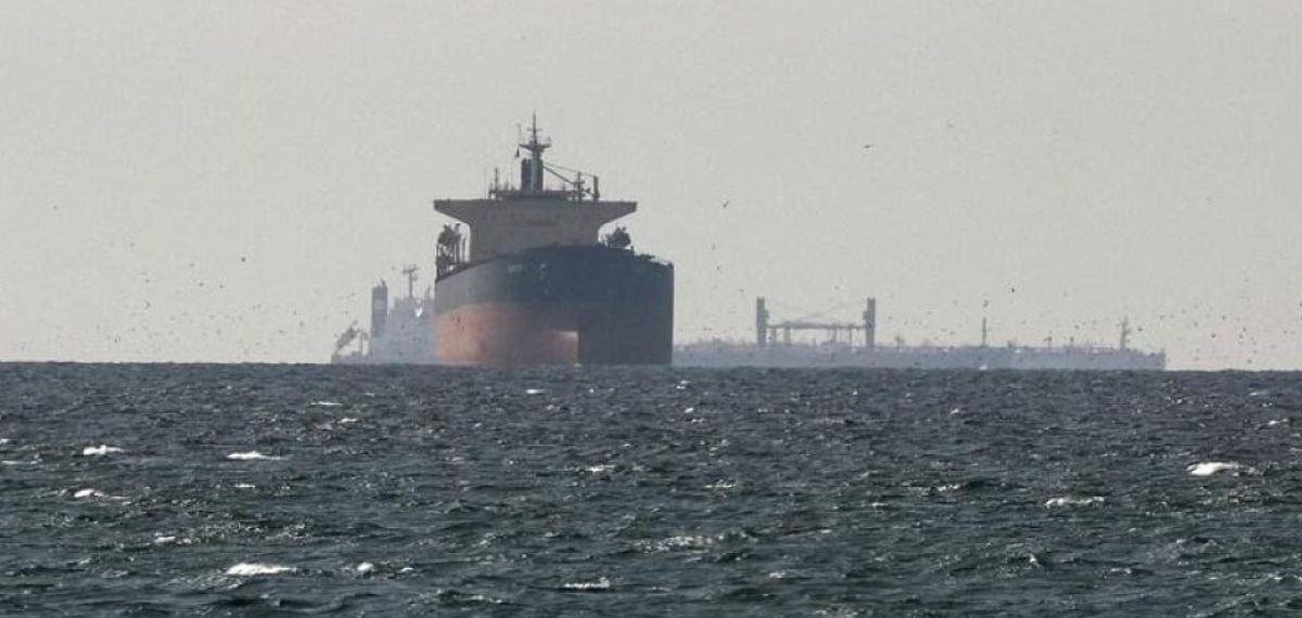 Sinokor gemilerine Hürmüz geçişlerinde yaptırım uyarısı ve yoğun petrol taşımacılığı