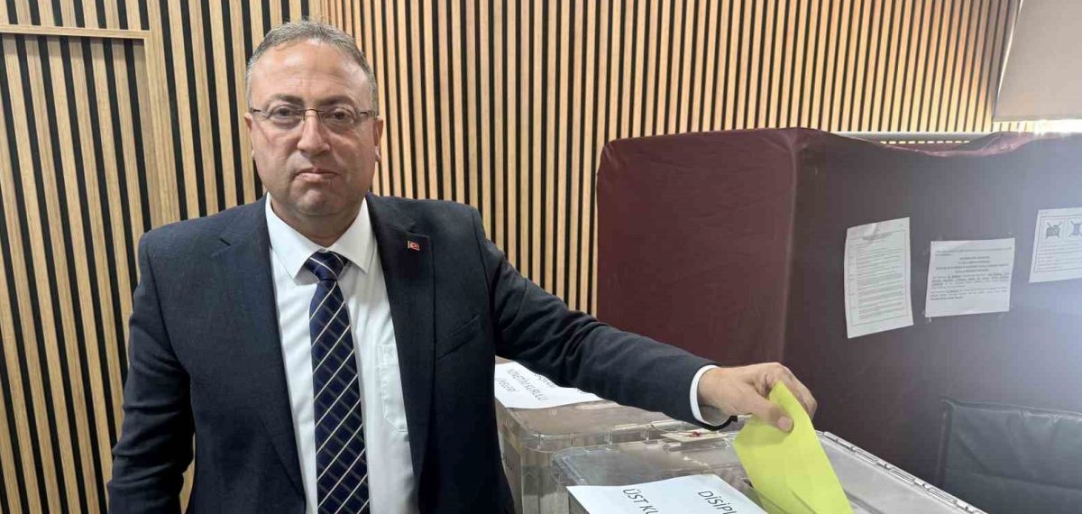 Tarsus Ticaret Borsası yönetim ve disiplin kurulu üyeleri belirlendi