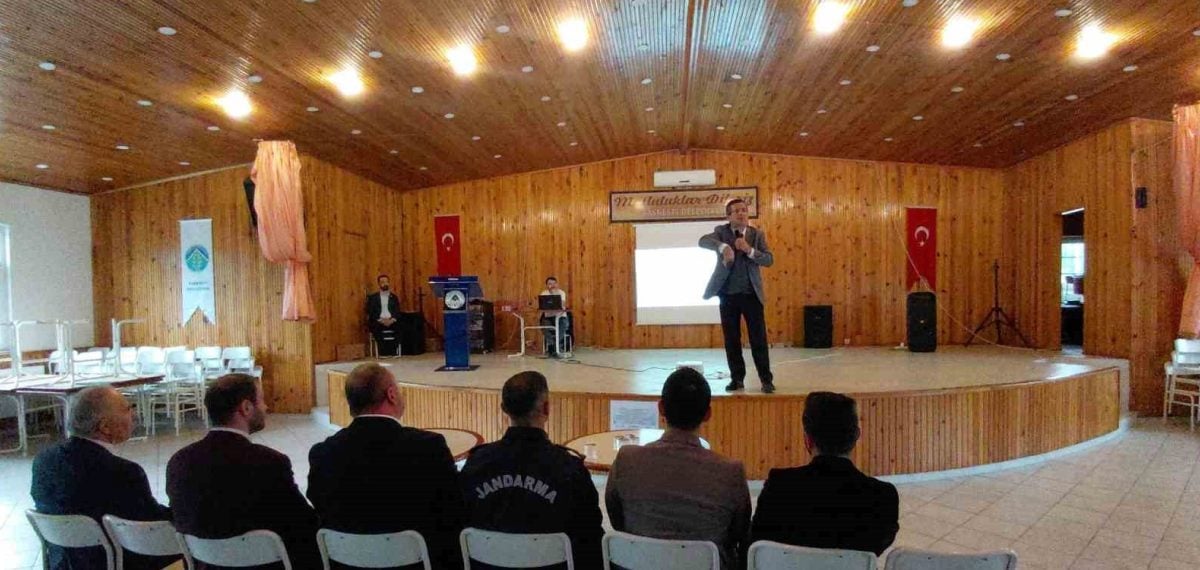 Taşkesti’de ailelere çocuk güvenliği ve bağımlılıkla mücadele semineri düzenlendi